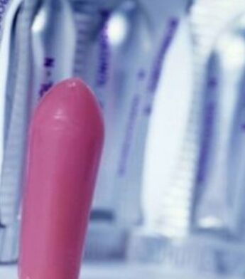 Kerzen sind eine der Methoden zur Behandlung von Prostatitis